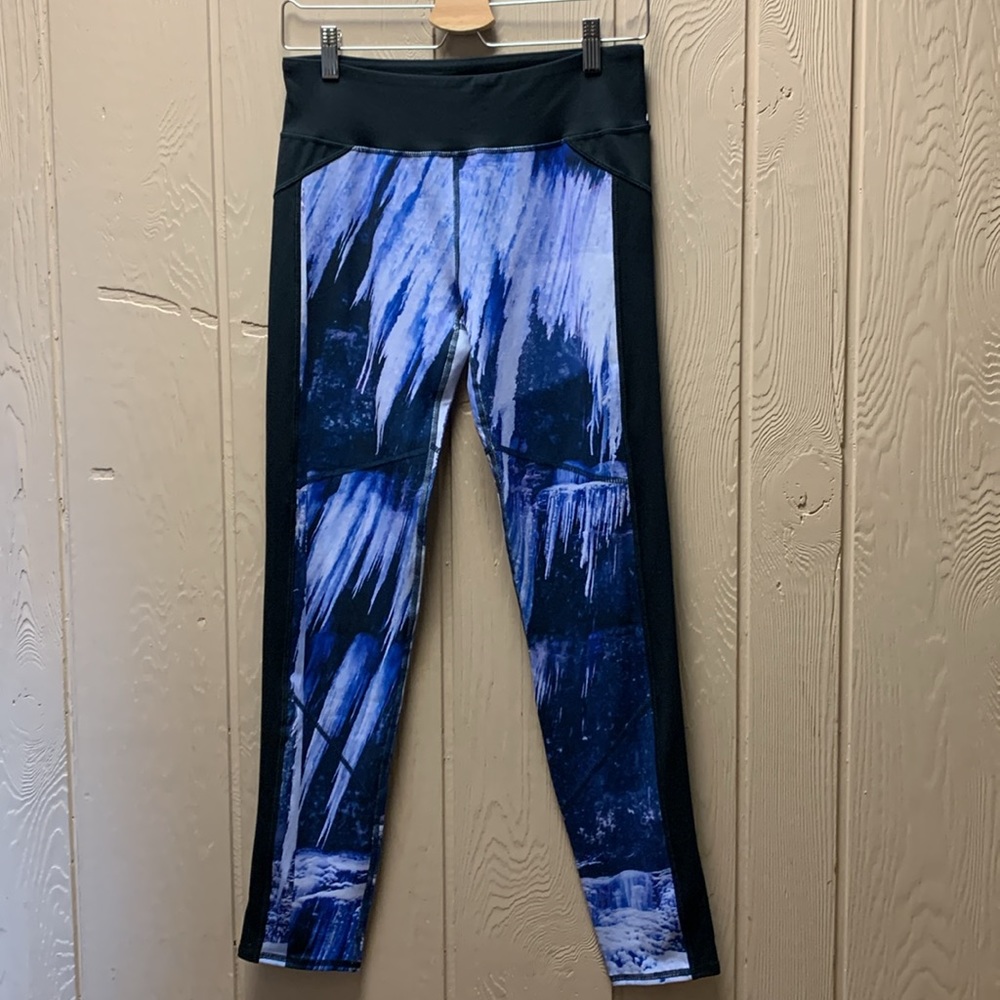 Threads 4 Thought Leggings